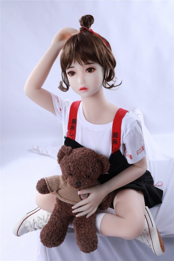 Sylvia – Cute Realistic Mini Sex Doll