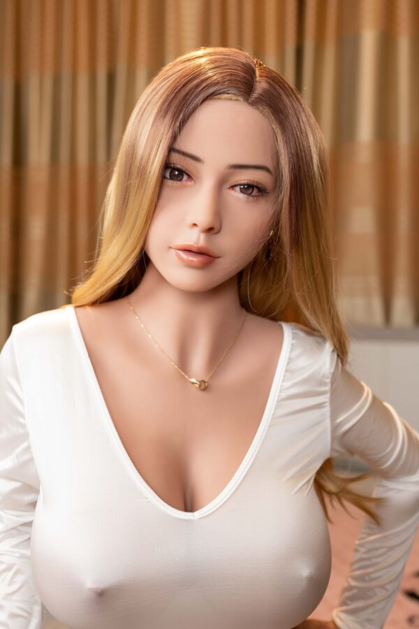 Mila – Big Breast BBW Sex Doll