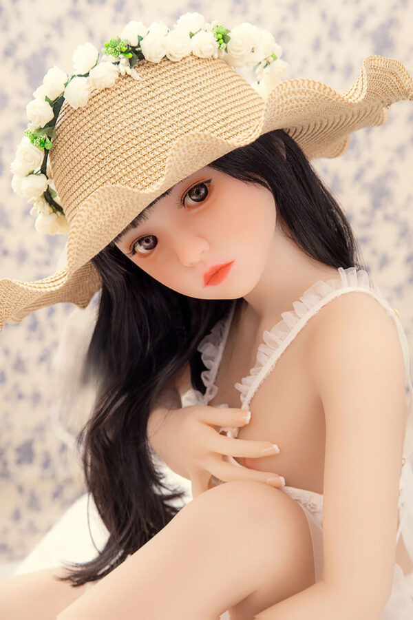 Minori – Flat Chest Cute Japanese Sex Doll